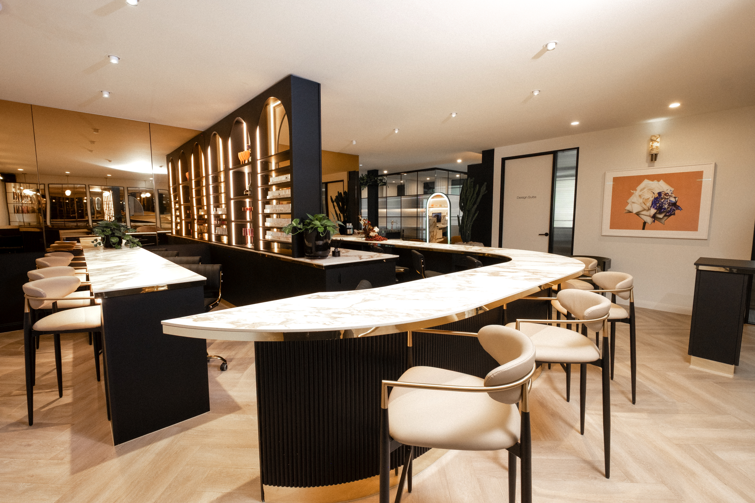 Brisbane Beauty Bar manicure and champagne bar